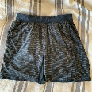 Lululemon Men’s T.HE. Short Linerless 7”